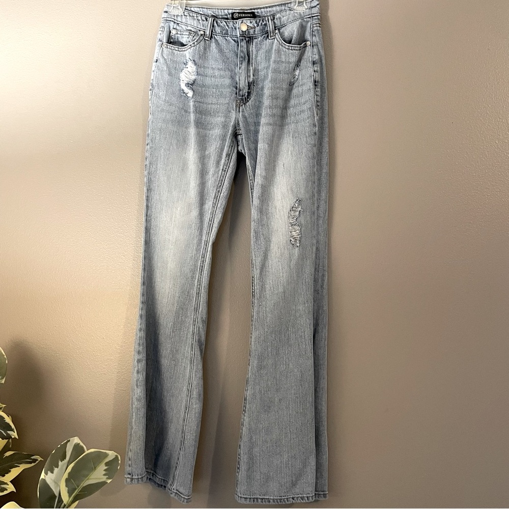 Versona distressed flare jeans 👖